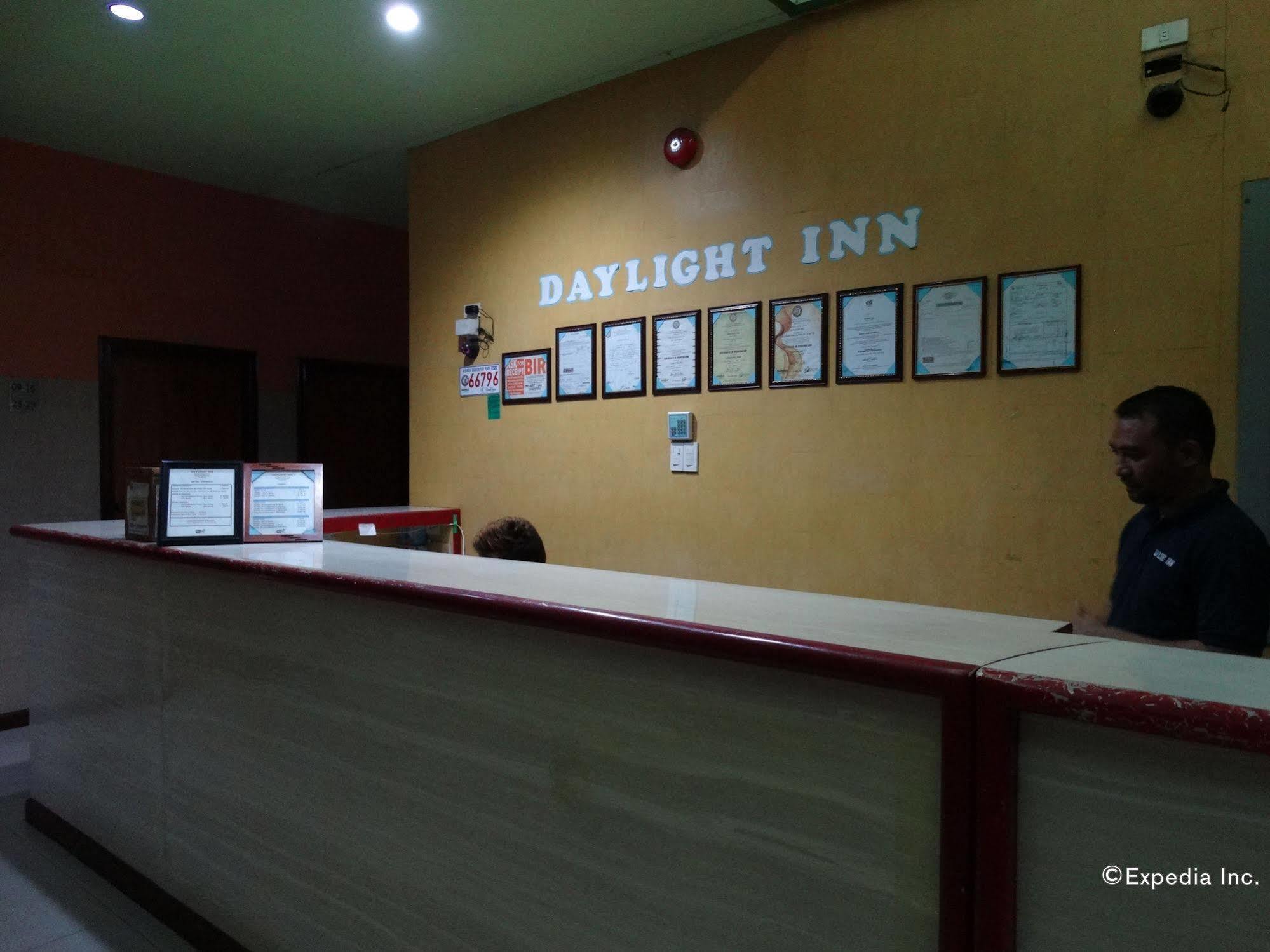 Daylight Inn Davao City Exterior foto