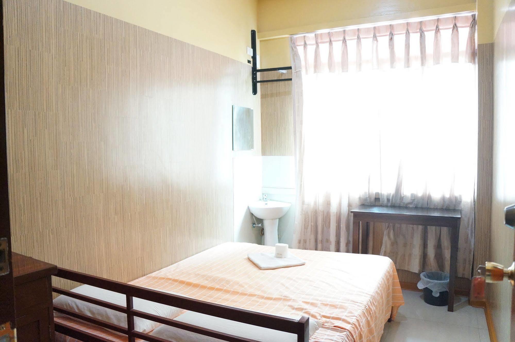 Daylight Inn Davao City Exterior foto